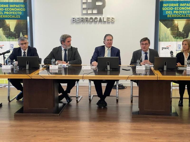 El Ayuntamiento comenzará este año las obras de casi 1.000 nuevas viviendas públicas en el desarrollo de Los Berrocales El Ayuntamiento comenzará este año las obras de casi 1.000 nuevas viviendas públicas en el desarrollo de Los Berrocales
